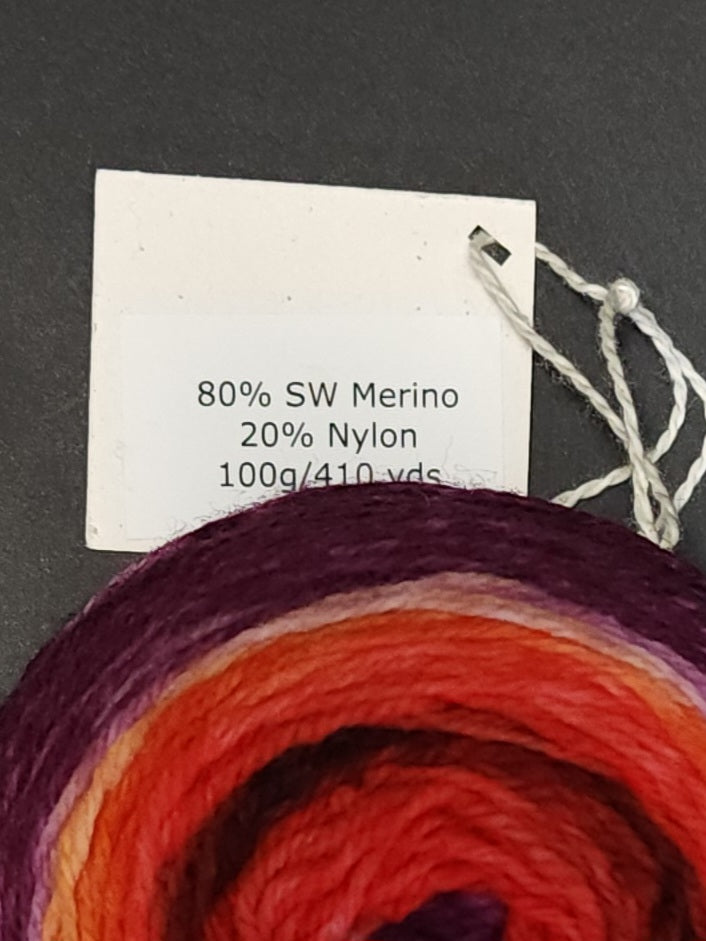 Hand Dyed Sock Weight SW Merino/Nylon Wool 100g/410 Yds